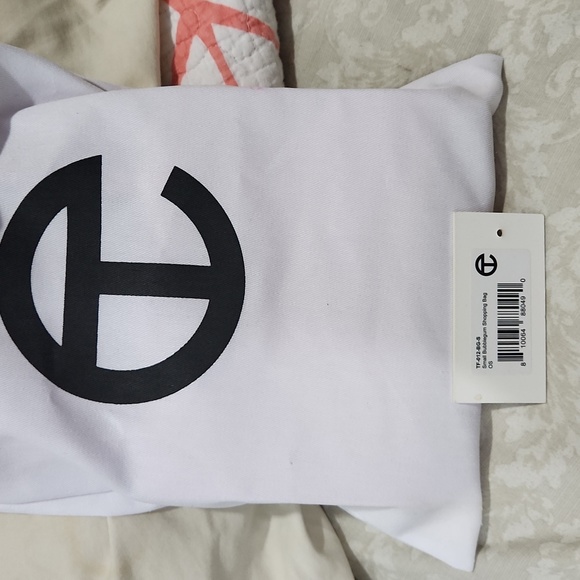 Telfar bag - Picture 8 of 8